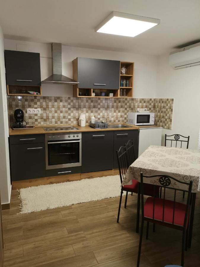 Lili Apartman Harkany Ngoại thất bức ảnh