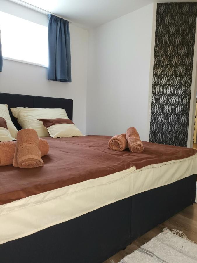 Lili Apartman Harkany Ngoại thất bức ảnh