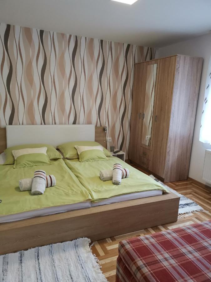 Lili Apartman Harkany Ngoại thất bức ảnh