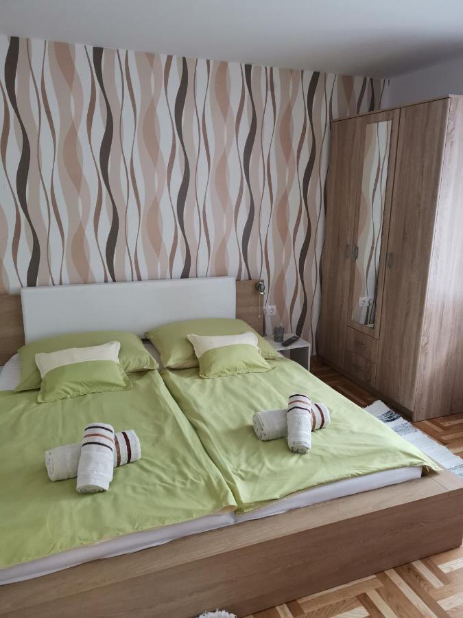 Lili Apartman Harkany Ngoại thất bức ảnh