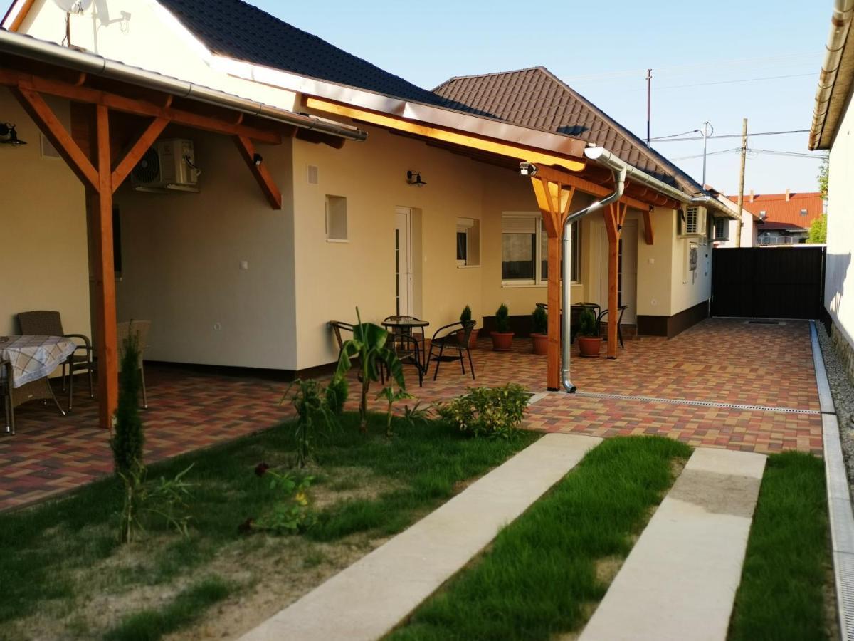 Lili Apartman Harkany Ngoại thất bức ảnh
